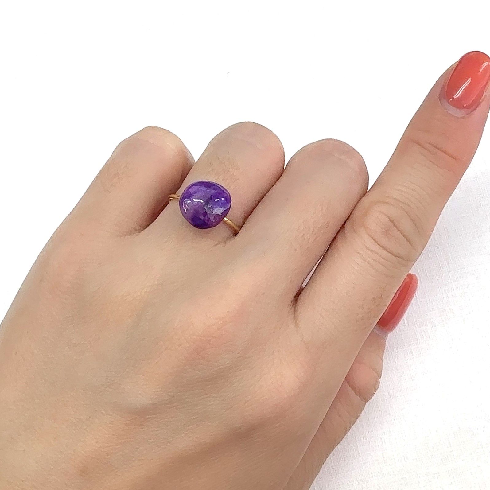 ◇フリーフォーム◇スギライト 南アフリカ産 3.08ct[220114295]10.6x10mm前後