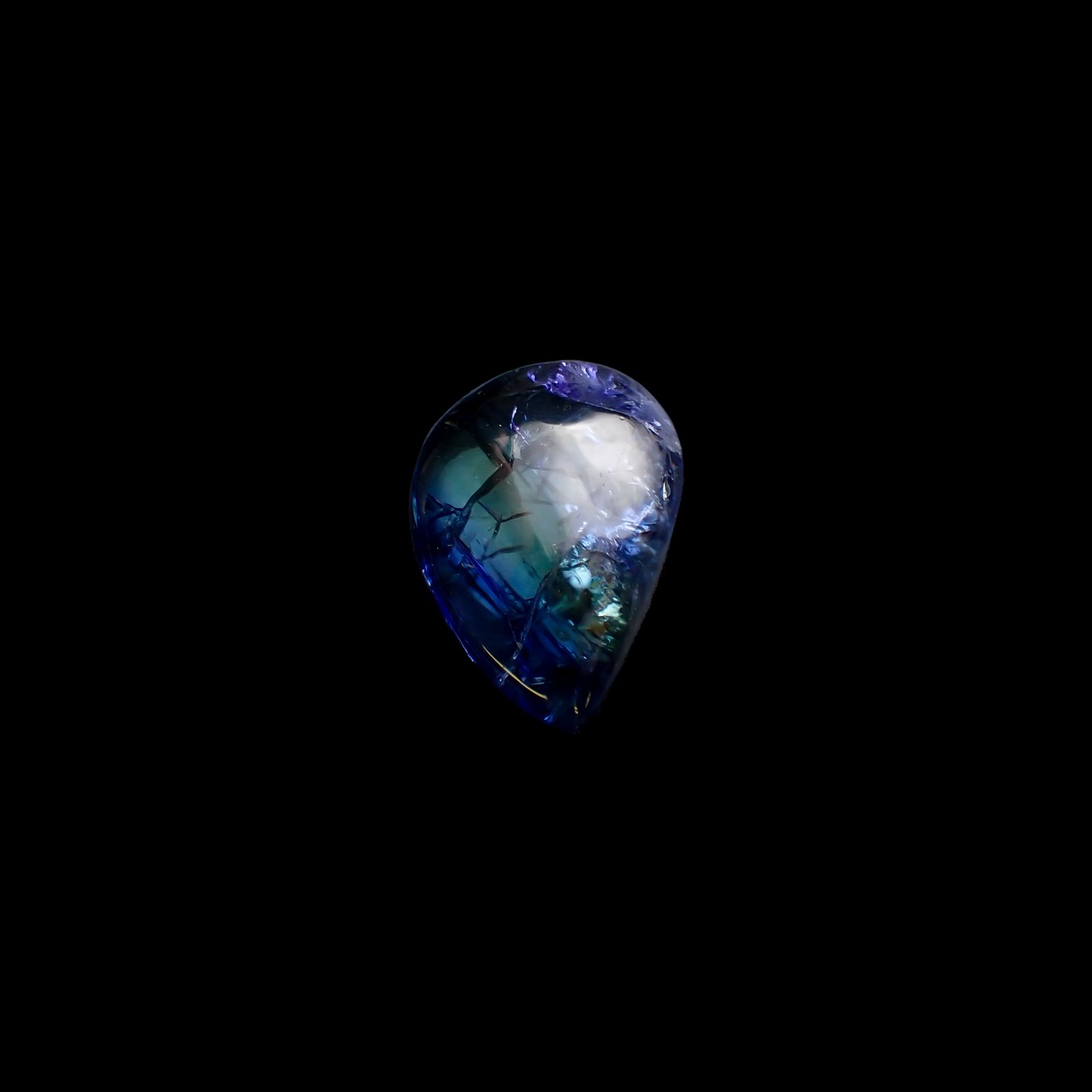 ◇カスタムカット◇バイカラータンザナイト  タンザニア産 27.58ct [241129477]26.7x19.2mm前後