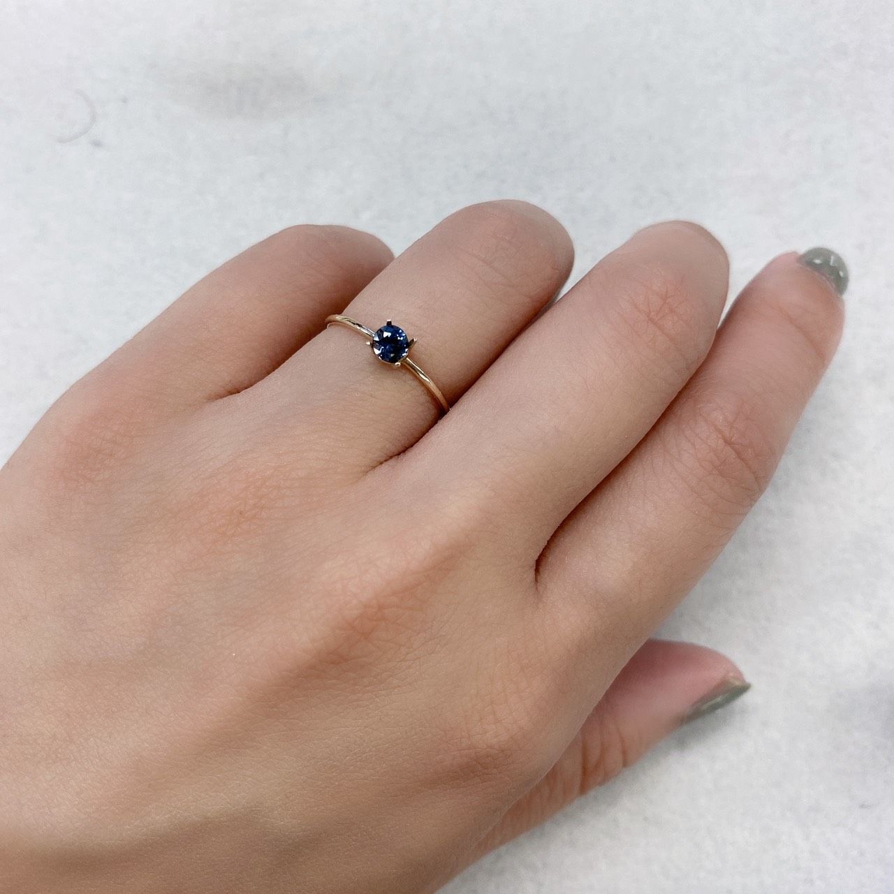 グレイッシュブルースピネル ビルマ産 ルース 0.29ct[210913137]3.9×3.9mm前後