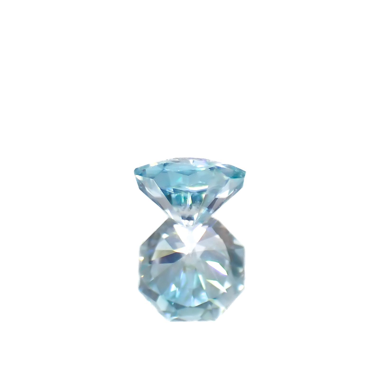 ◇オクタゴンカット◇アイスブルージルコン(宝石名ジルコン)カンボジア産 0.66ct 識別済[230320858]4.9x4.8mm前後