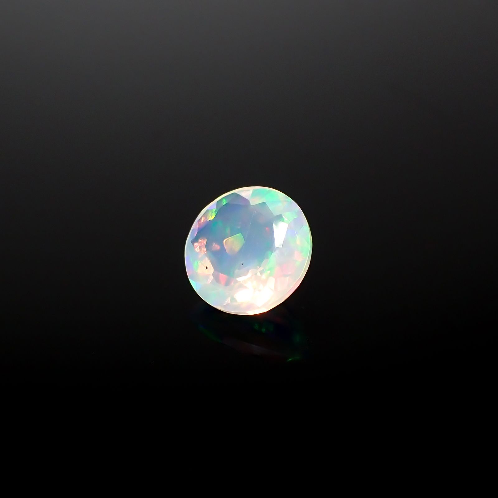 エチオピアオパール エチオピア産 0.55ct[240226240]6.1x6.1mm前後