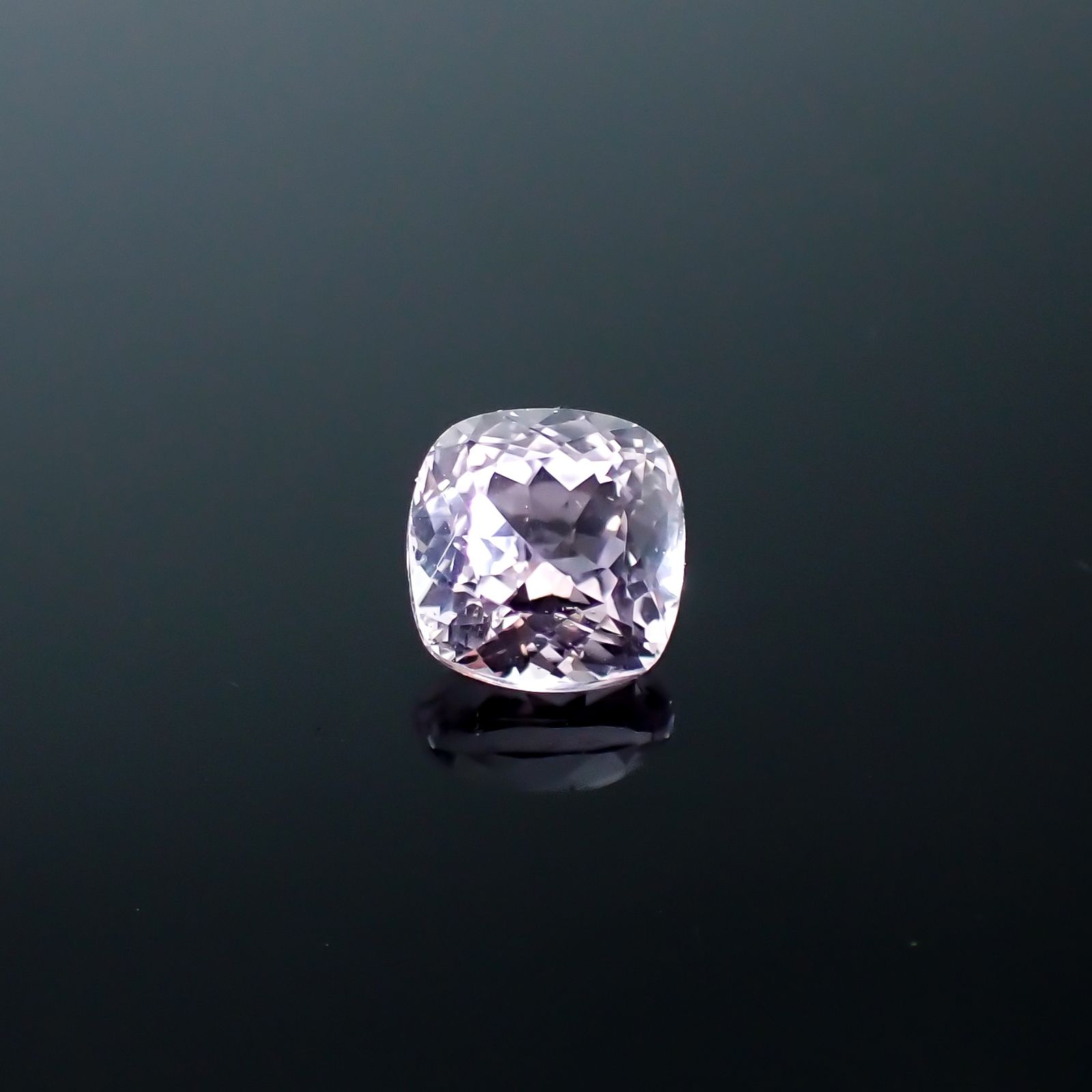 クンツァイト アフガニスタン産 1.90ct[231224784]7x6.9mm前後