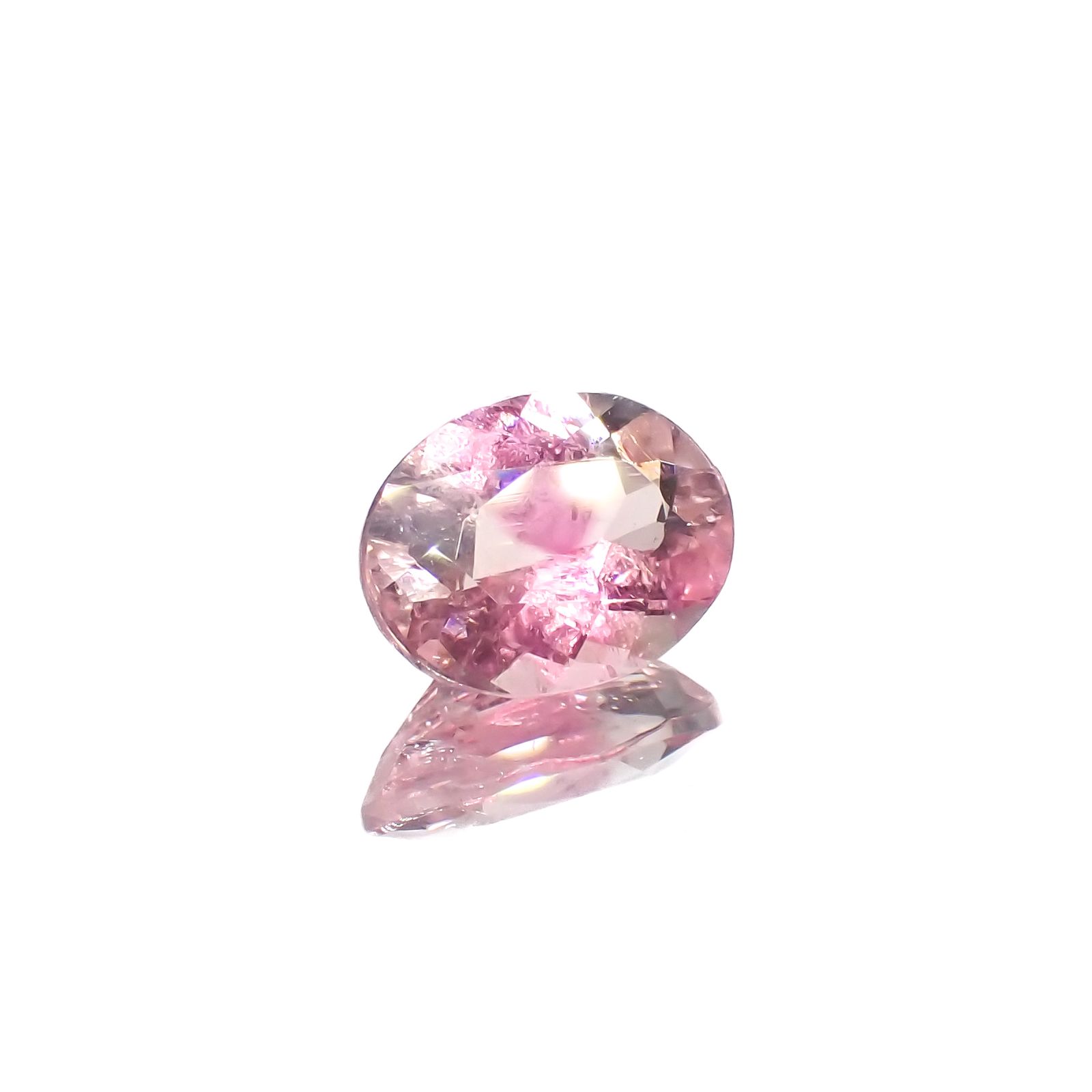 ピンククリスタルトルマリン(宝石名ピンク・トルマリン)コンゴ民主共和国産 1.17ct 識別済[230823230]8.1x6.1mm前後