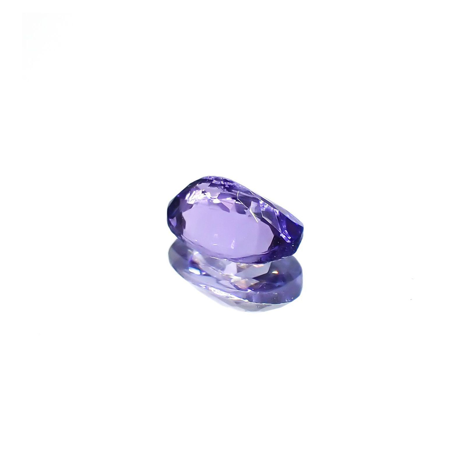 タンザナイト(宝石名タンザナイト)タンザニア産 0.41ct 識別済[230120208]5.8x3.9mm前後