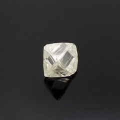 ソーヤブルダイヤモンド 原石(宝石名ダイアモンド) 0.265ct ソ付(彩珠)[230120150]3.5x3.2mm前後