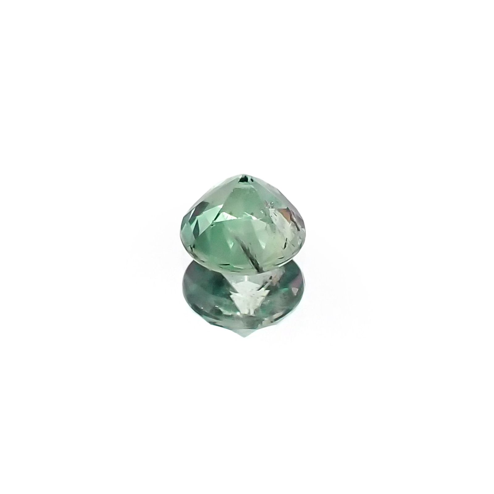 アレキサンドライト(宝石名アレキサンドライト)ブラジル産 識別済 0.19ct / 3.4x3.4mm前後 [230823179]