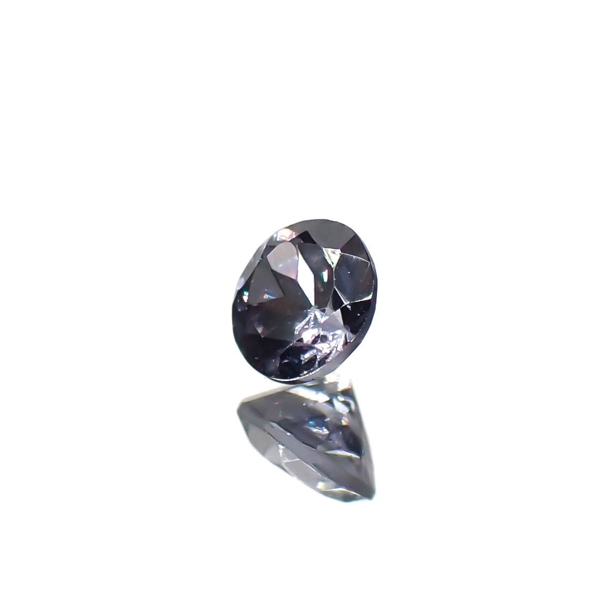 ベキリーブルーガーネット（カラーチェンジガーネット アレキタイプ） マダガスカル・ベキリー産 0.24ct[231224760]3.6x3.6mm前後