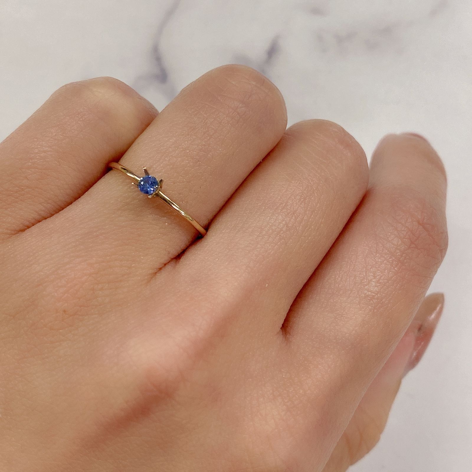 ベニトアイト カリフォルニア産 ルース 0.09ct[20062958]3×3mm前後