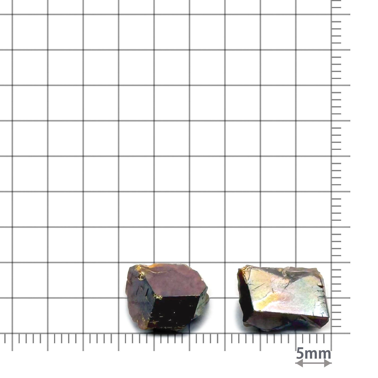 レインボーガーネット原石2個セット 日本・奈良県産 17.35ct(2pcs合計) / 11.5-11.9x9.2-10.1mm前後 [260432076]
