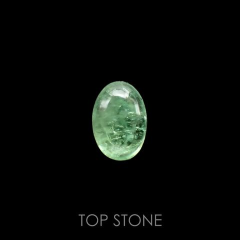 ミントガーネット(宝石名グロッシュラー・ガーネット)タンザニア産 0.71ct 識別済[220917753]5.8x4.1mm前後