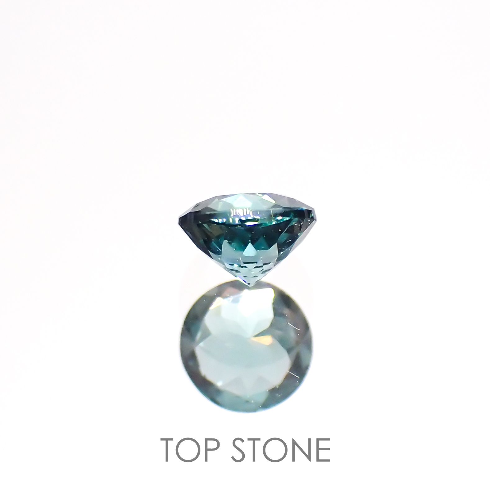 ラグーントルマリン(宝石名トルマリン)アフガニスタン産 0.24ct 識別済[220515843]3.9x3.8mm前後
