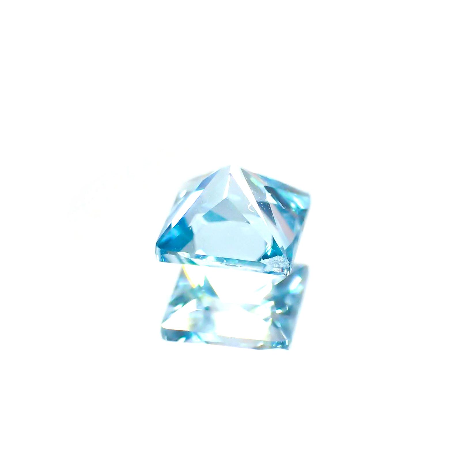 ◇プリンセスカット◇ブルージルコン(宝石名ジルコン) カンボジア産 1.05ct 識別済[210913436]5.1×5.1mm前後