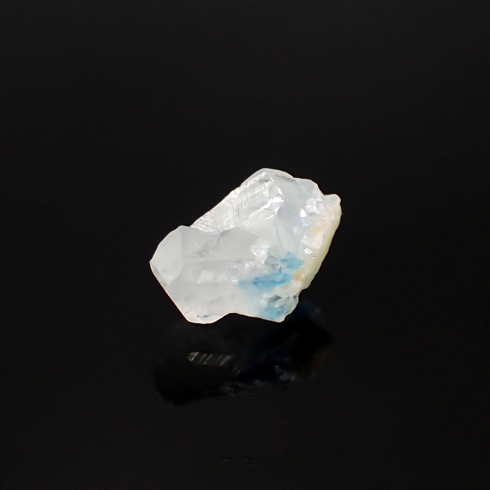ユークレース 原石 ブラジル産 3.36ct[220515755]12.2x8mm前後