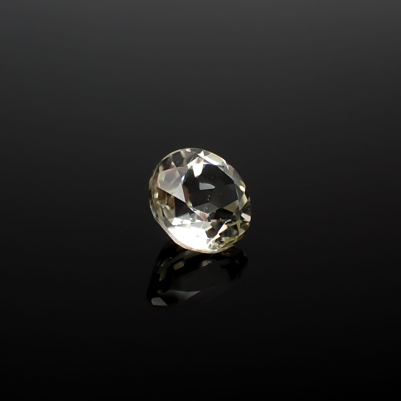 トリフェーン アフガニスタン/ブラジル産 2.26ct[240628445]8x8mm前後