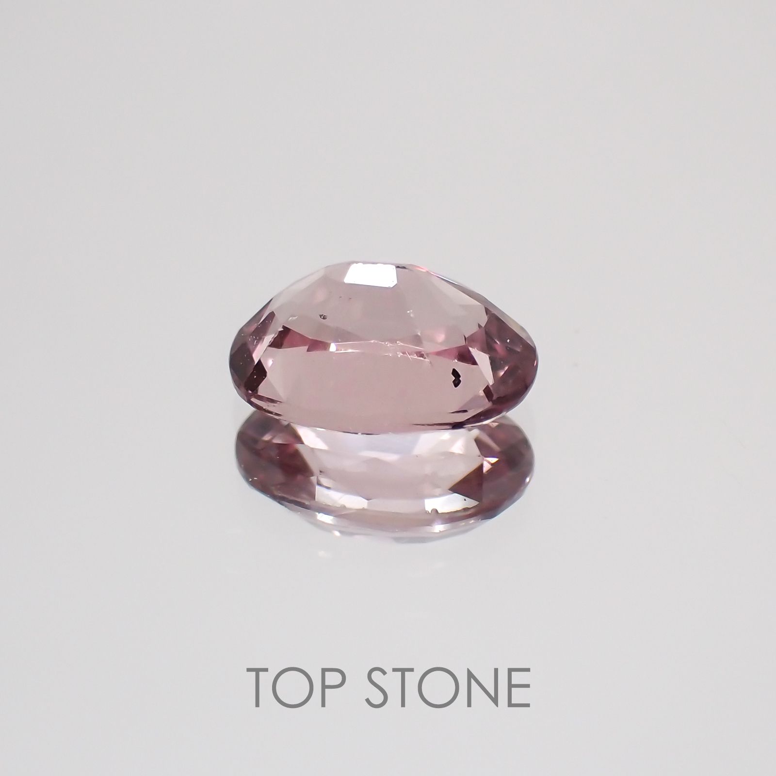 マラヤガーネット(宝石名ガーネット) タンザニア産 1.00ct 識別済[21019215]7×5.1mm前後