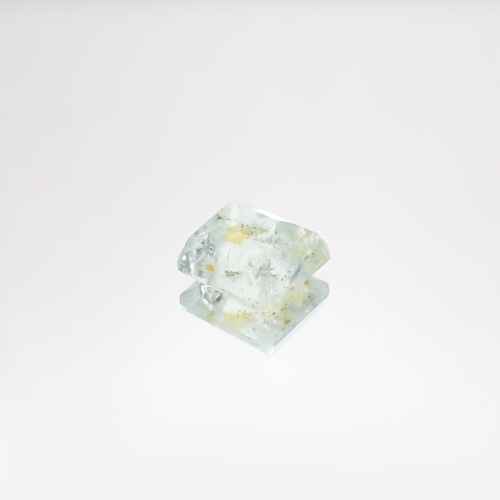 オーロラアクアマリン ブラジル産 5.32ct[231224676]10.4x10.1mm前後