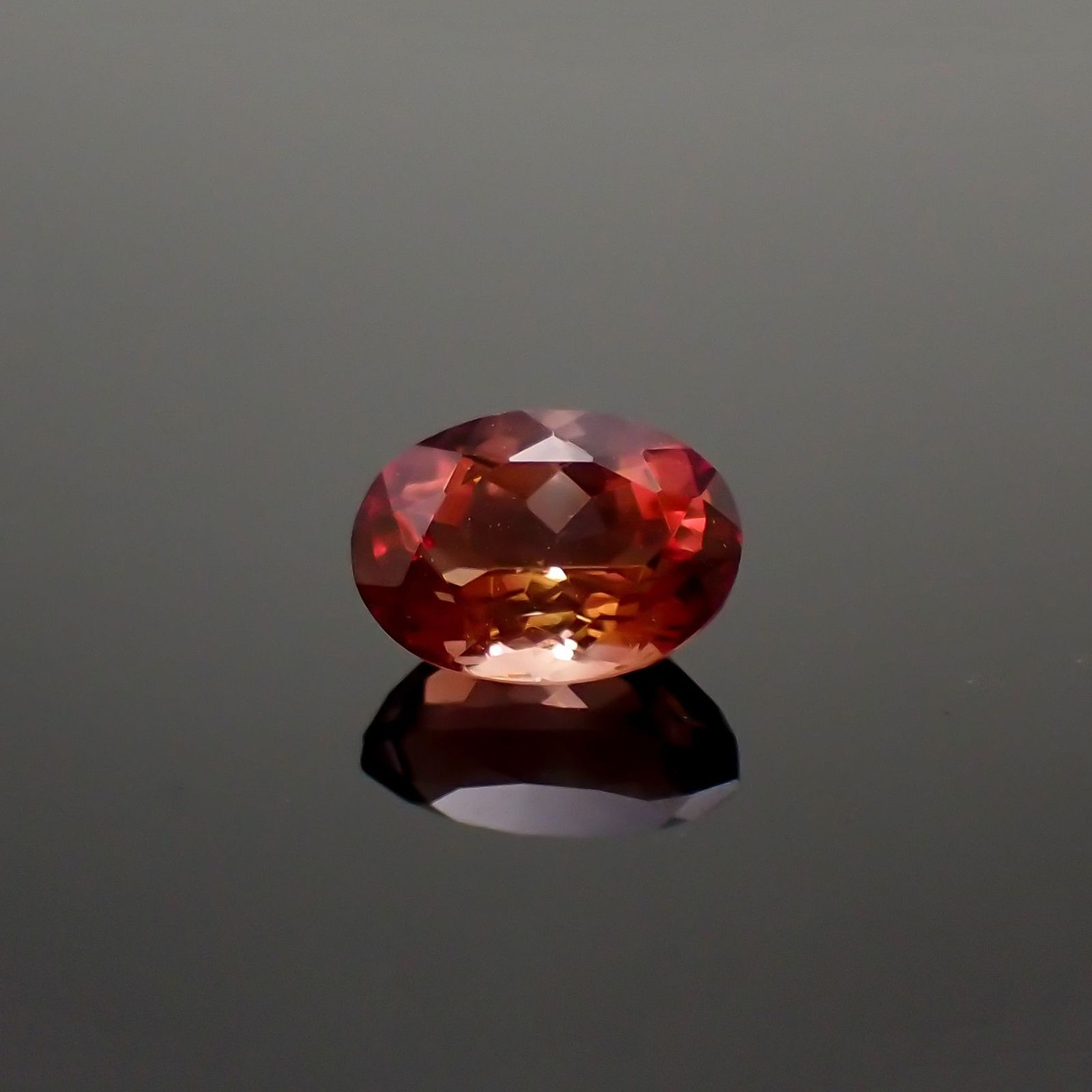 オレゴンサンストーン アメリカ・オレゴン州産 0.89ct[251018711]7.1x5mm前後