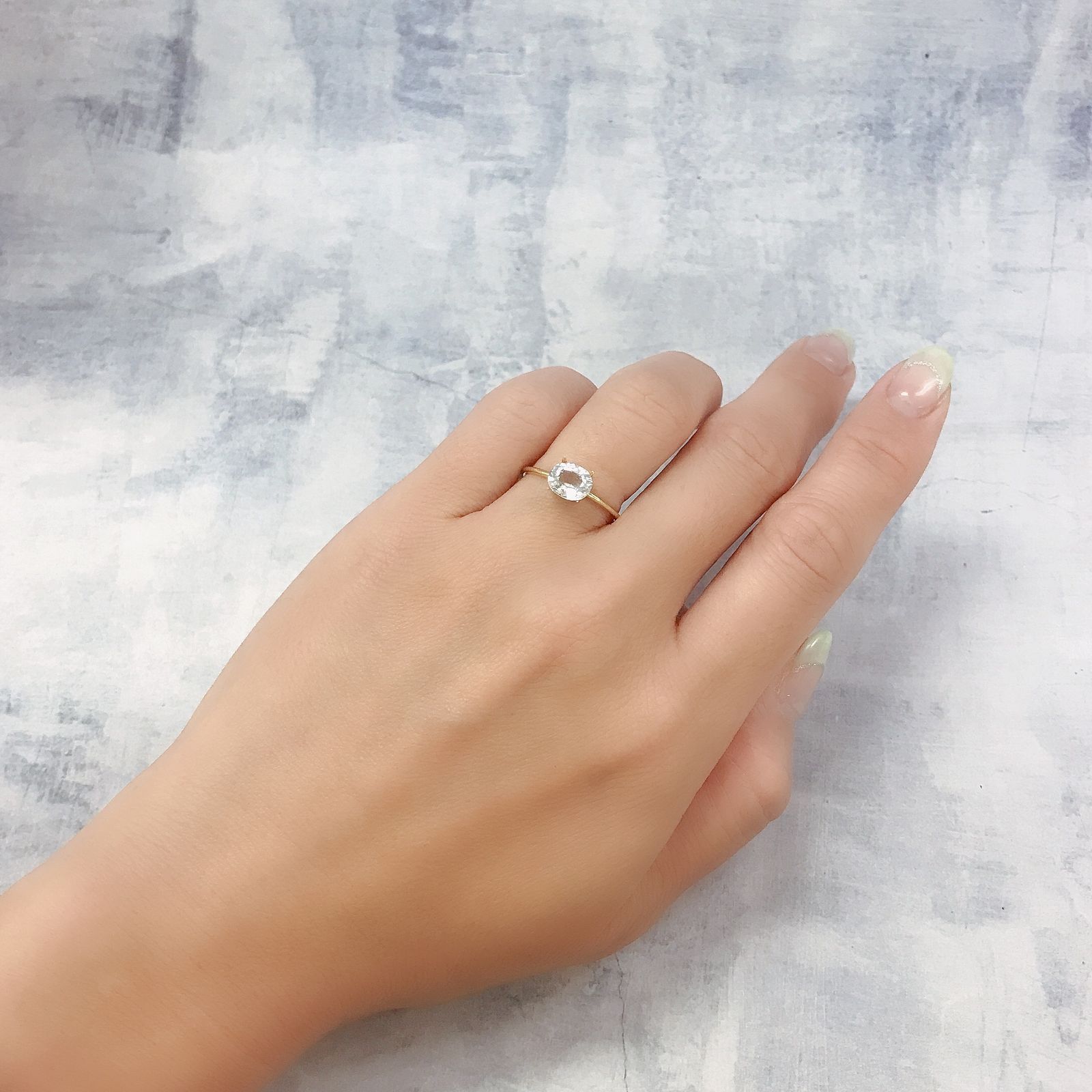 フェナカイト(宝石名フェナカイト)マダガスカル産 1.00ct 識別済[220817416]7.1x5.9mm前後