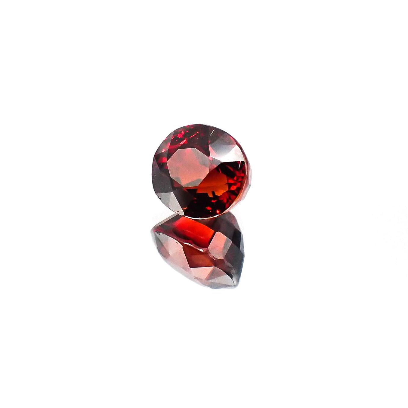 スペサルティンアルマンディンガーネット(宝石名スペサルティン アルマンディン・ガーネット)マダガスカル産 2.05ct 識別済[231023854]7x6mm前後