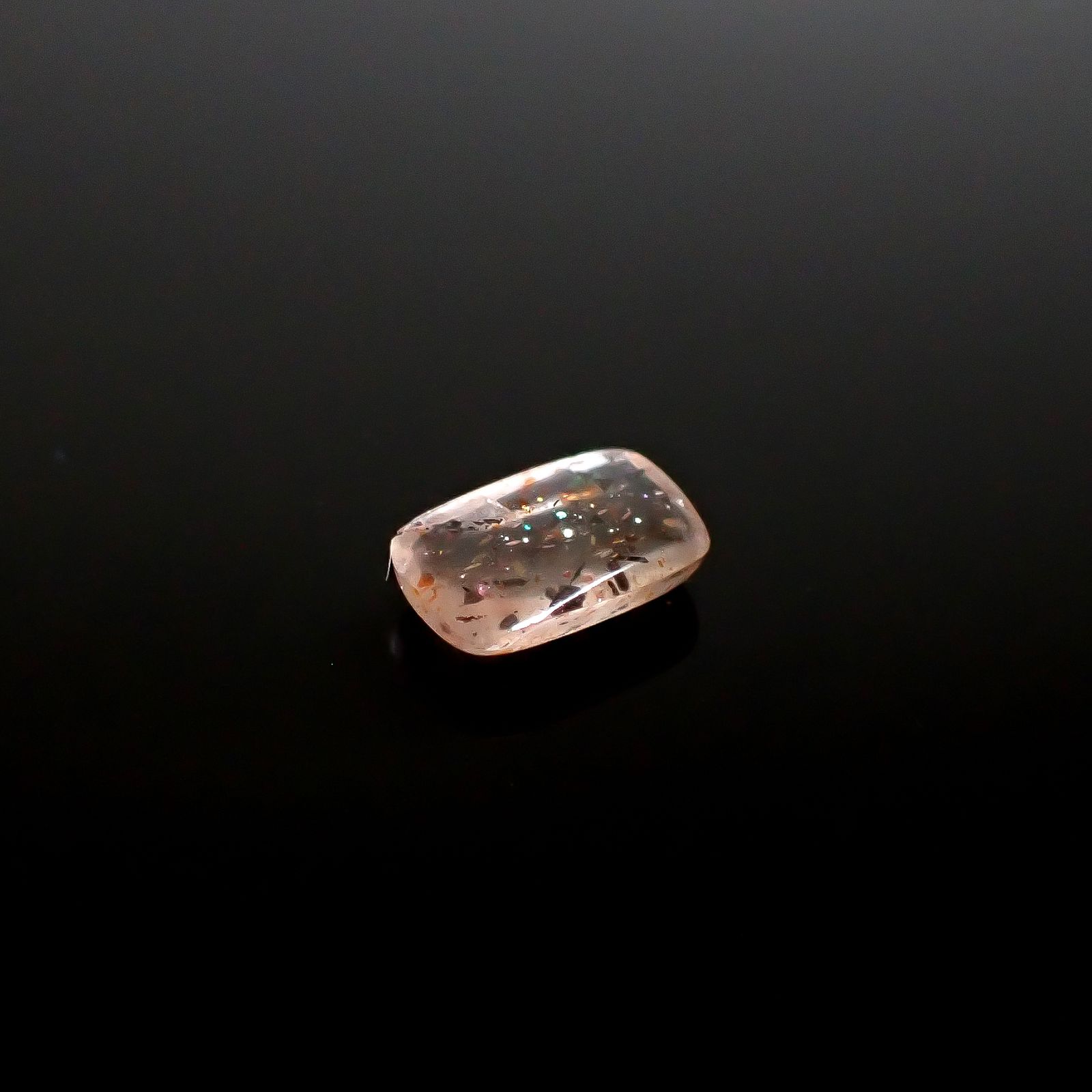 レインボーラティスサンストーン オーストラリア産 0.75ct [250730696]7.5x4.8mm前後