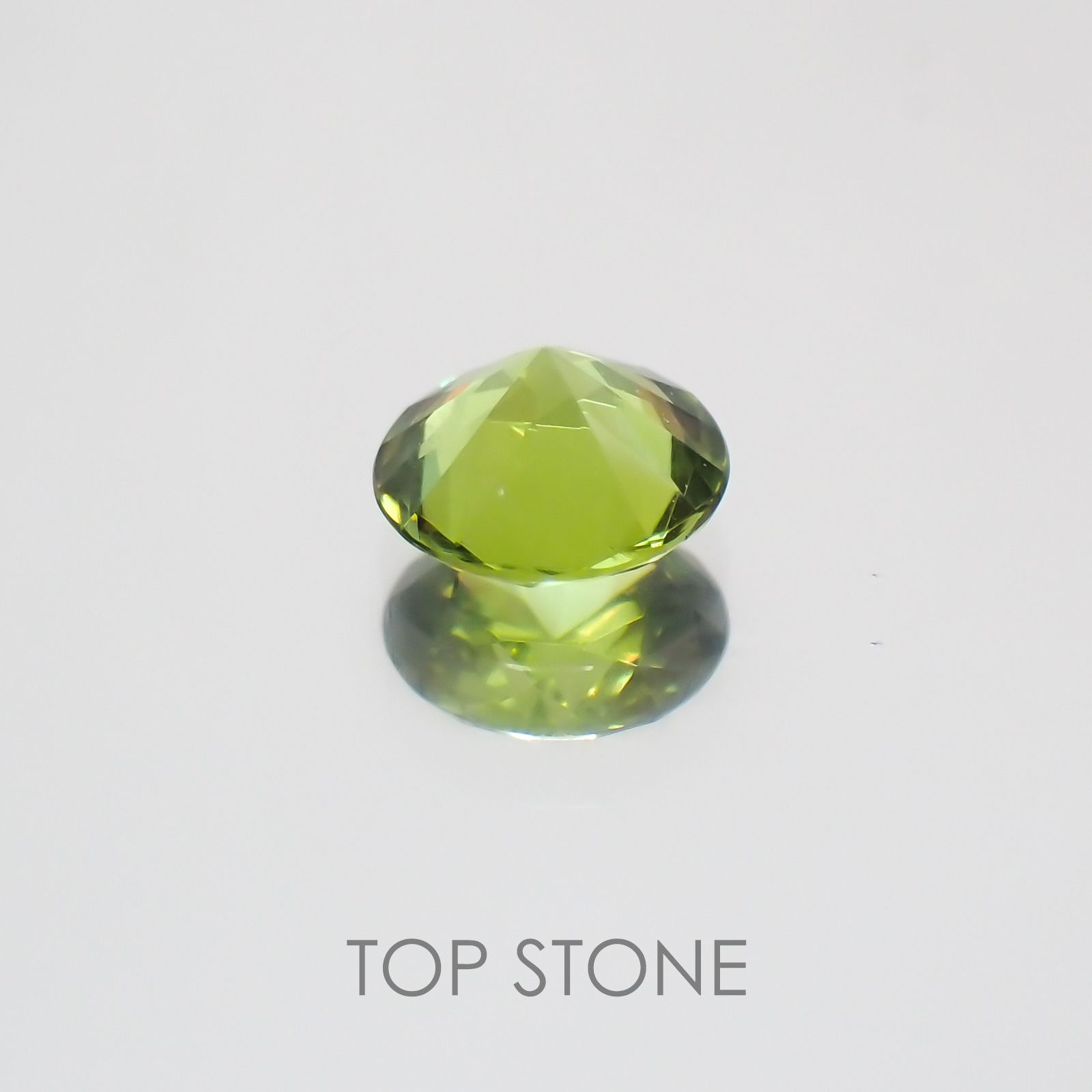 デマントイドガーネット(宝石名デマントイド・ガーネット) ロシア産 0.32ct 識別済[21049772]4.3×4.3mm前後