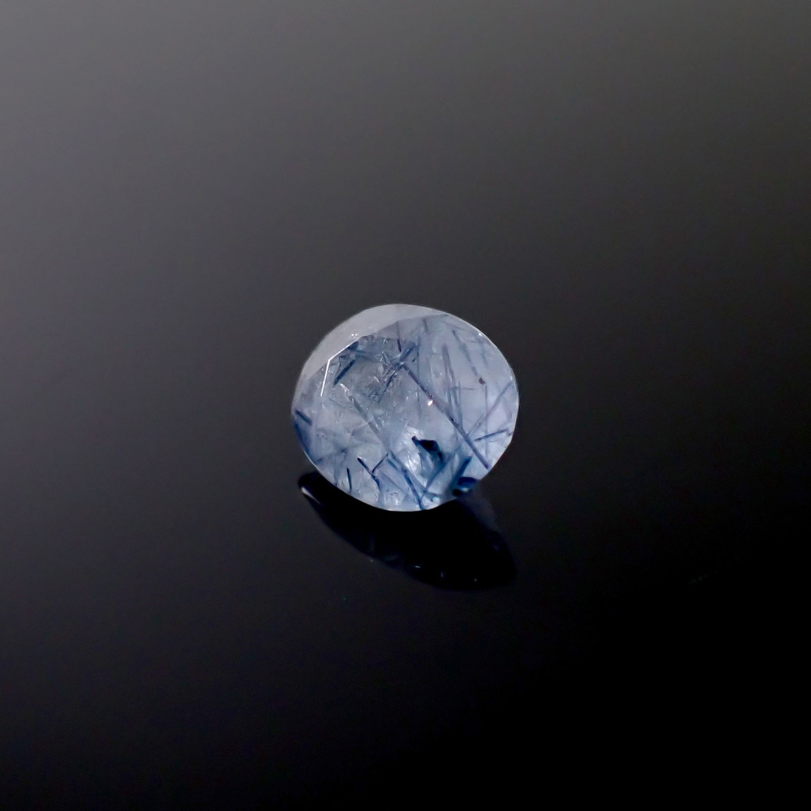 インディゴライトインクォーツ ブラジル産 1.62ct [241229602]8.9x7.1mm前後