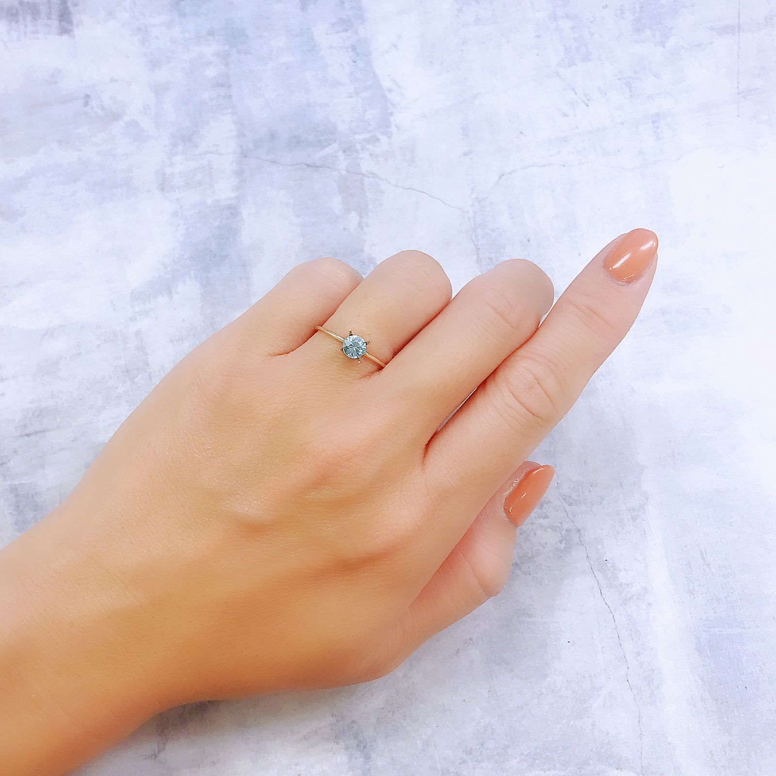 アイスブルージルコン カンボジア産 0.71ct[221018648]4.9x4.9mm前後