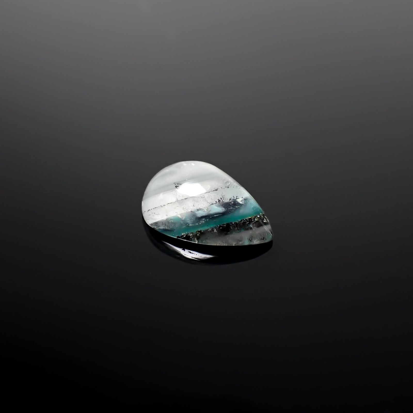 アホイトインクォーツ 南アフリカ・メッシーナ鉱山産 3.72ct [241029315]13.2x9.1mm前後