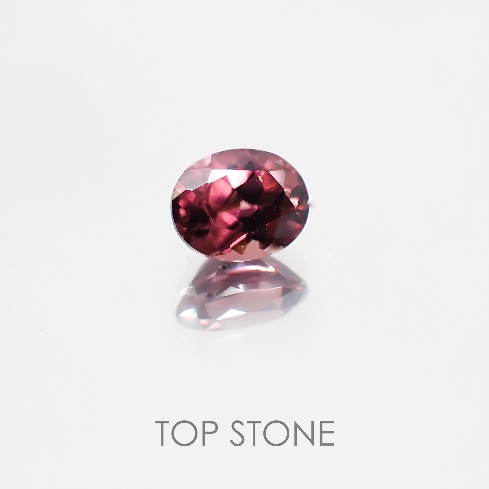 ピンクジルコン スリランカ,カンボジア産 ルース 0.56ct[21029787]5×3.9mm前後