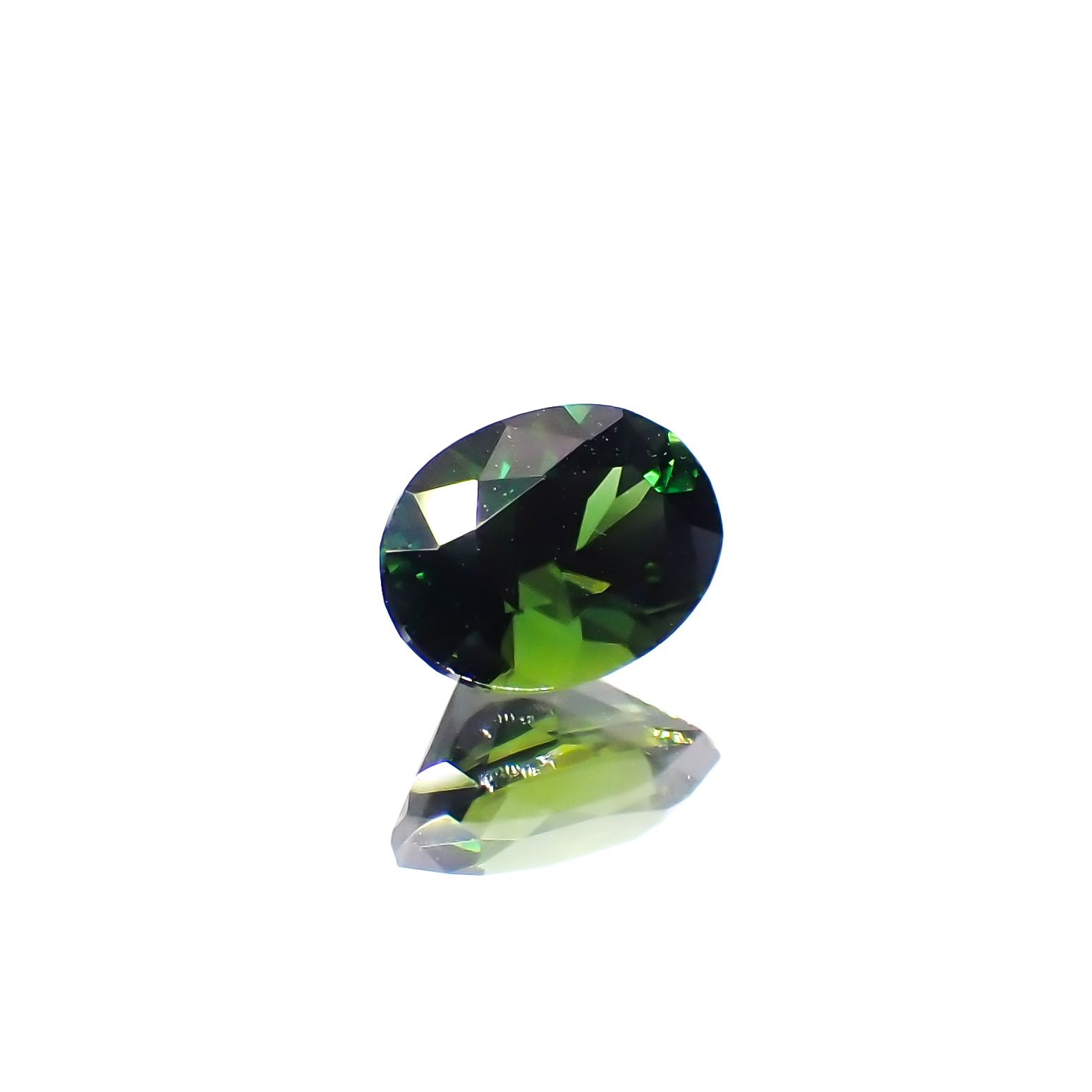 クロムトルマリン(宝石名クロム・トルマリン)タンザニア産 0.39ct 識別済[231023996]5.5x3.9mm前後