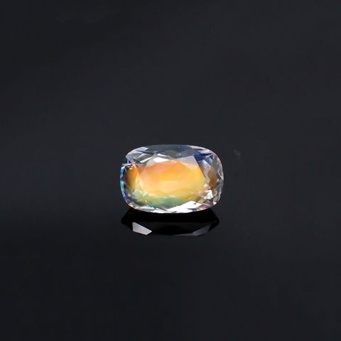 レインボームーンストーン(宝石名ラブラドライト) マダガスカル産 1.131ct ソ付(彩珠)[210611249]7.9×5.4mm前後
