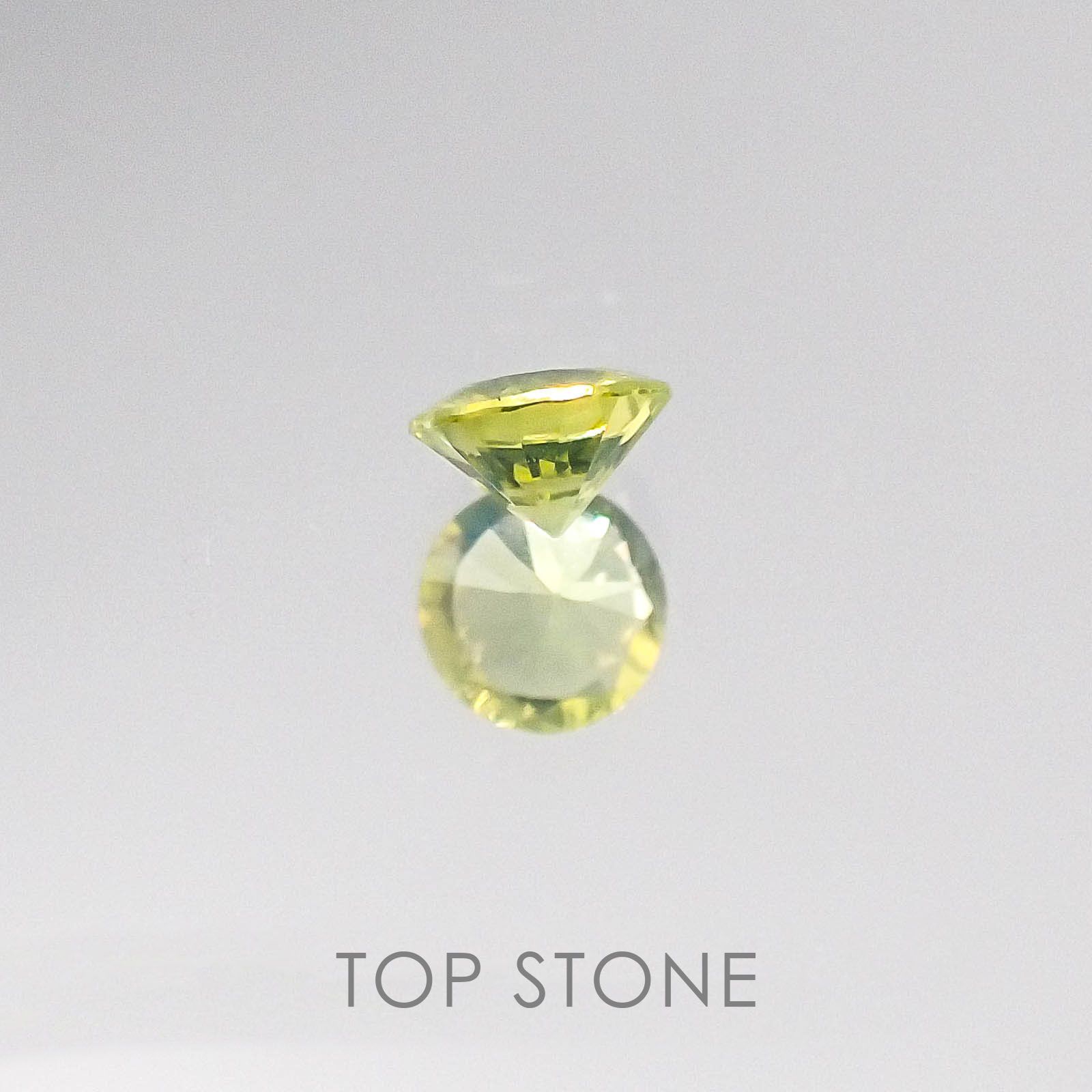 クリソベリルキャッツアイ スリランカ産 ルース 0.27ct[20084688]4.1×4mm前後