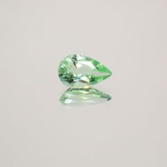 ミントカラー パライバトルマリン(宝石名トルマリン/別名パライバ・トルマリン) モザンビーク産 0.548ct ソ付(宝貴協)[210510650]7.2×4.6mm前後
