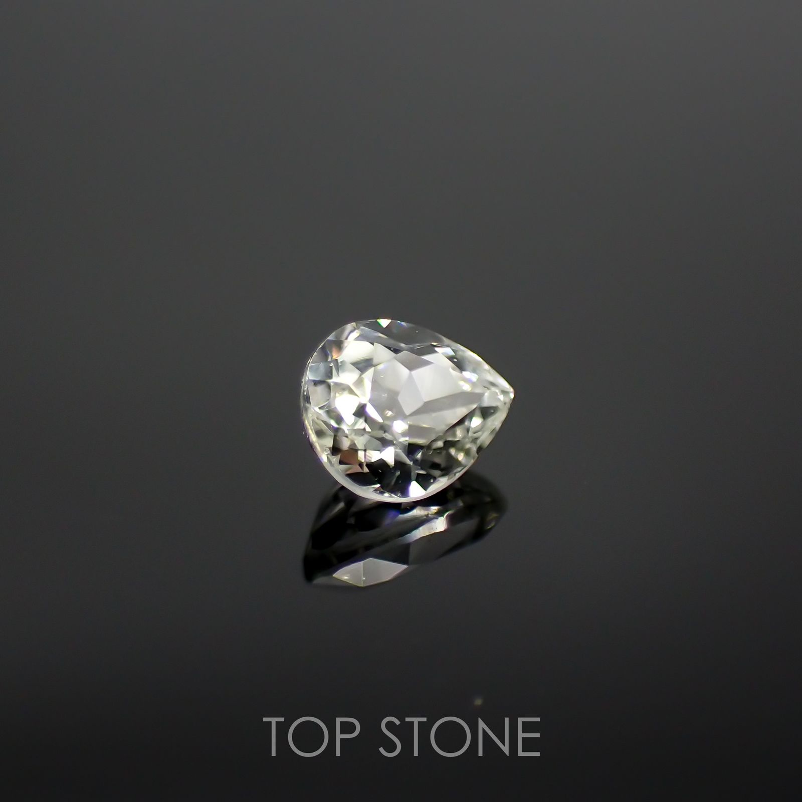 リューコガーネット ビルマ産 ルース 0.27ct[210711548]4.2×3.4mm前後