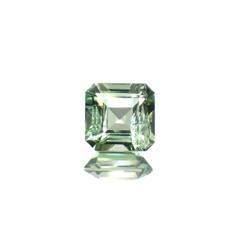 バナジウムコーネルピン(宝石名コーネルピン)タンザニア・タンガ州産 識別済 0.57ct / 4.9x4.8mm前後 [220716764]