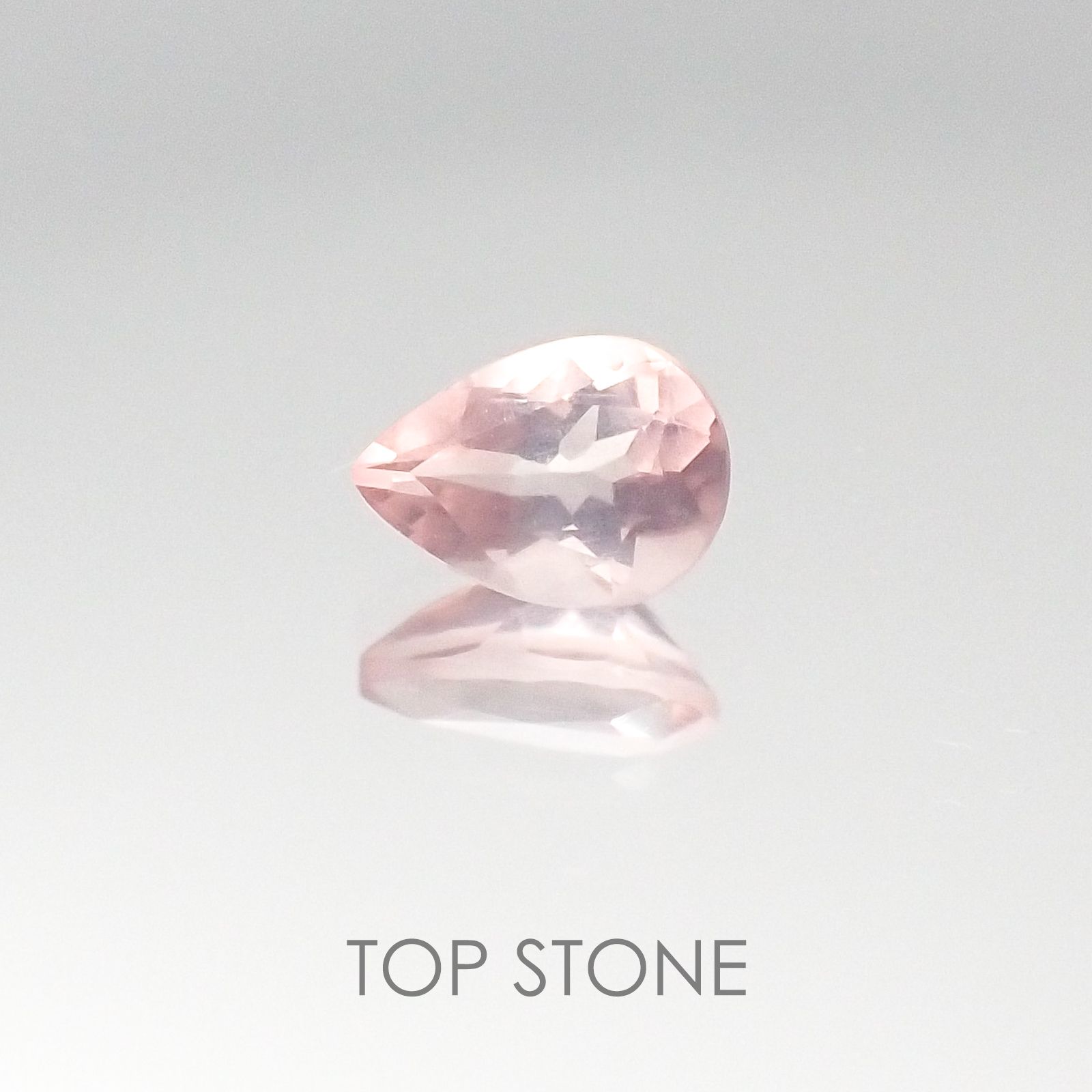ディープローズクォーツ モザンビーク産 ルース 0.37ct[20095376]5.9×4.1mm前後