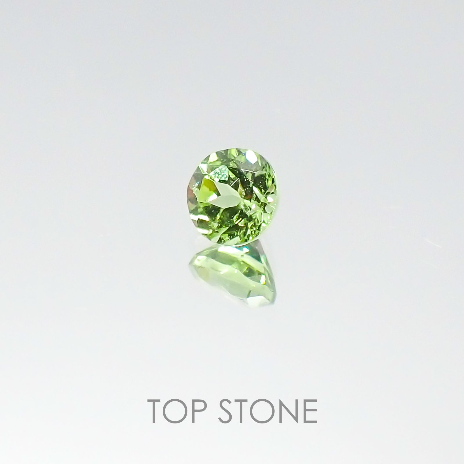 ミントガーネット ケニア産 ルース 0.32ct[20106119]3.9×3.8mm前後