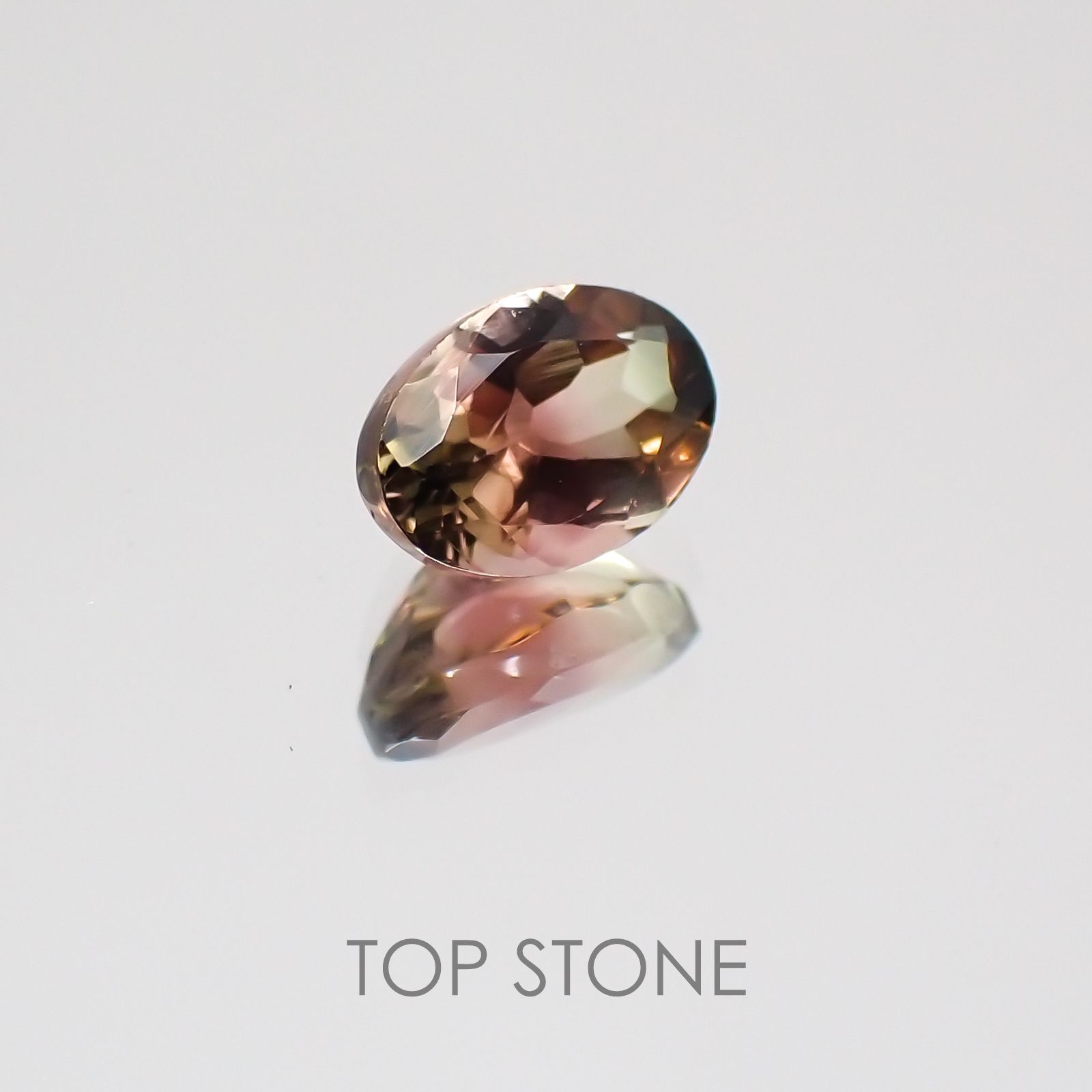 バイカラートルマリン ブラジル産 ルース 0.56ct[21019008]5.9×4mm前後