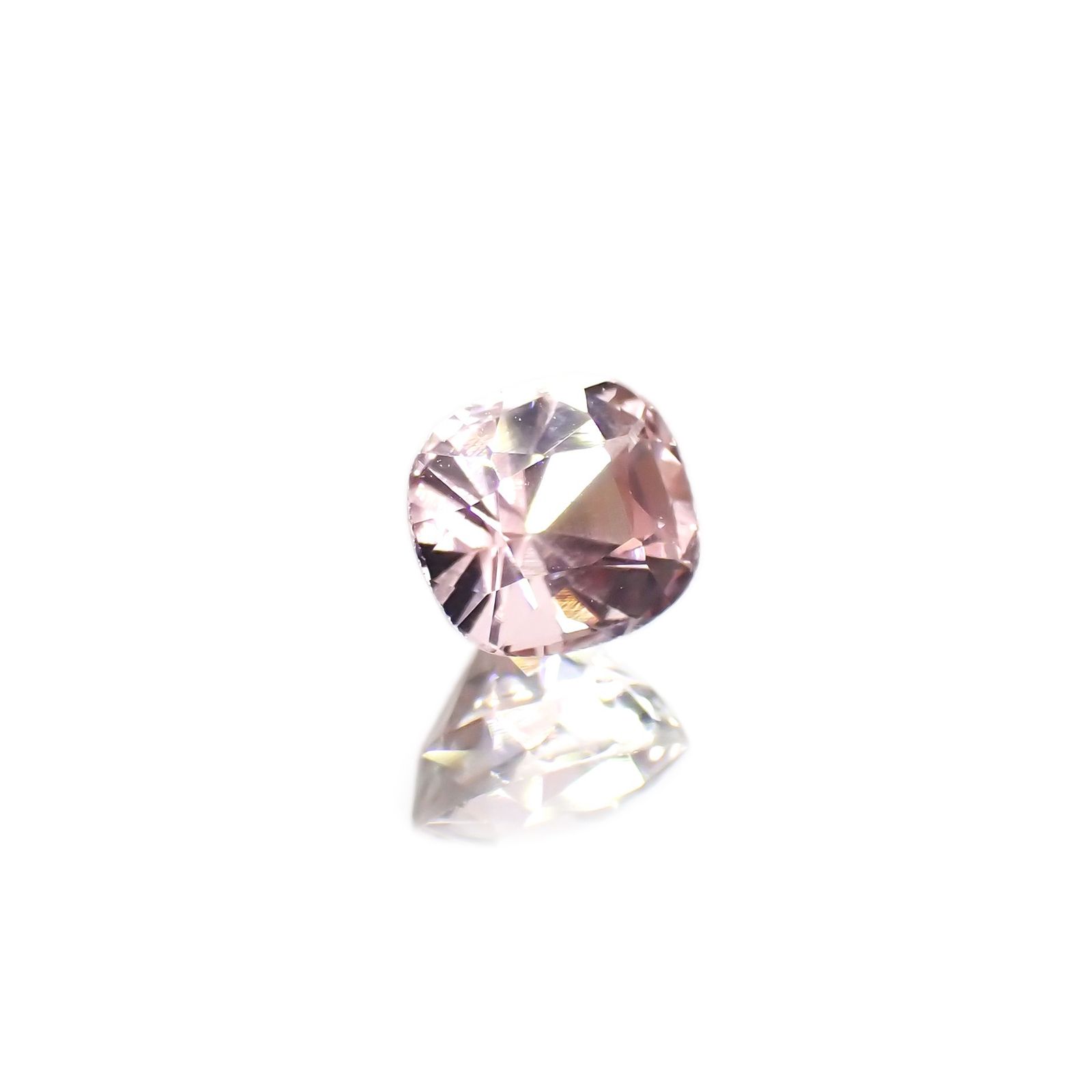 ピンクトルマリン アフガニスタン産 0.69ct [220114104]5.4x4.9mm前後