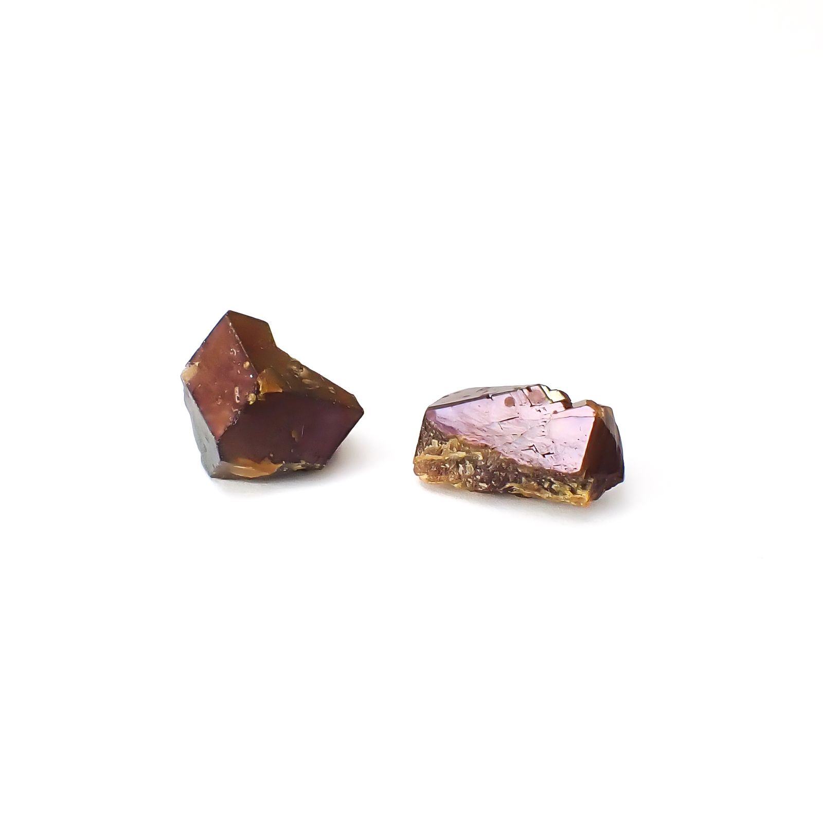 レインボーガーネット原石2個セット 日本・奈良県産 16.21ct(2pcs合計) / 11.5-13.9x7.1-10.2mm前後 [260432079]