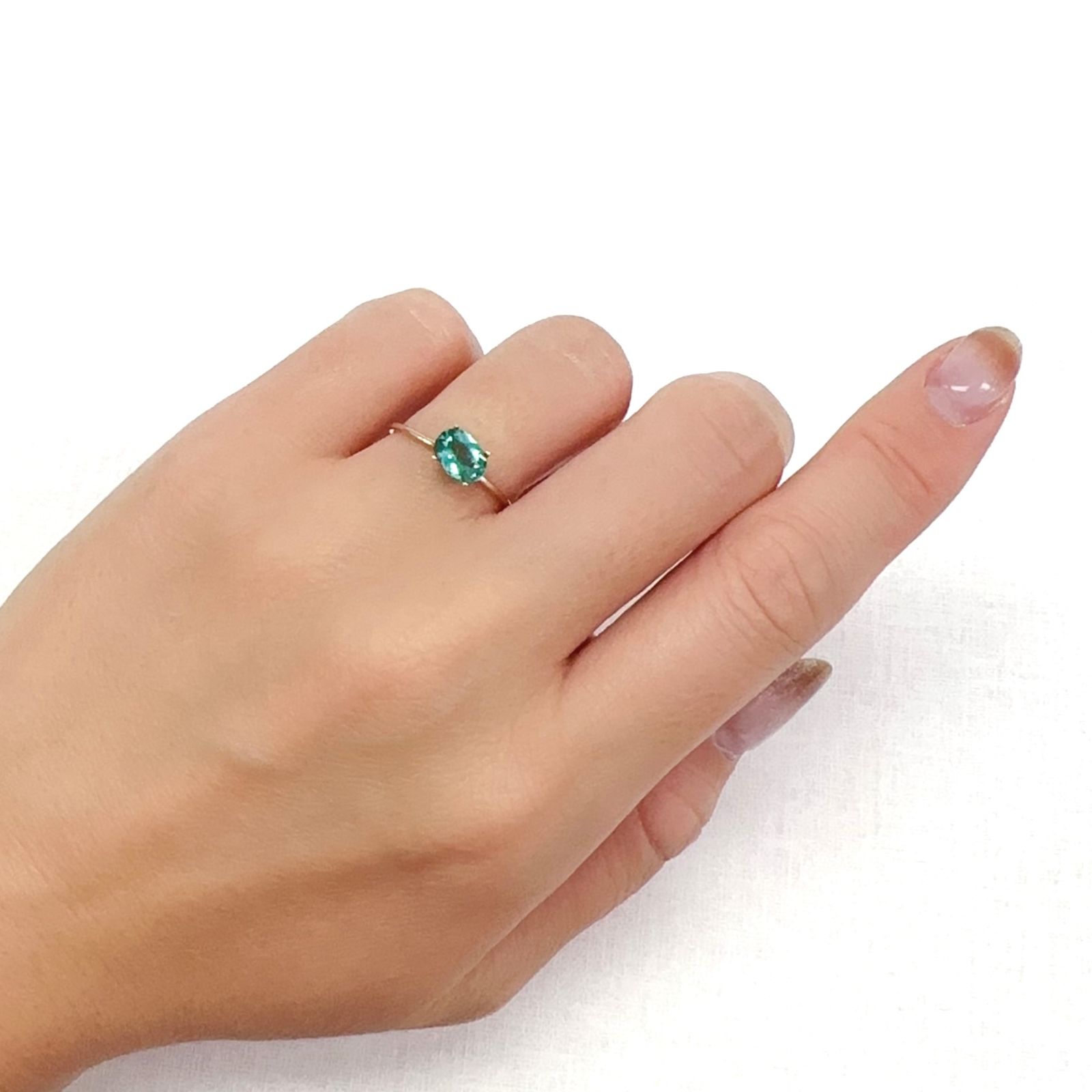 ブルーグリーントルマリン ブラジル産 0.68ct[230923526]6.9x5.1mm前後
