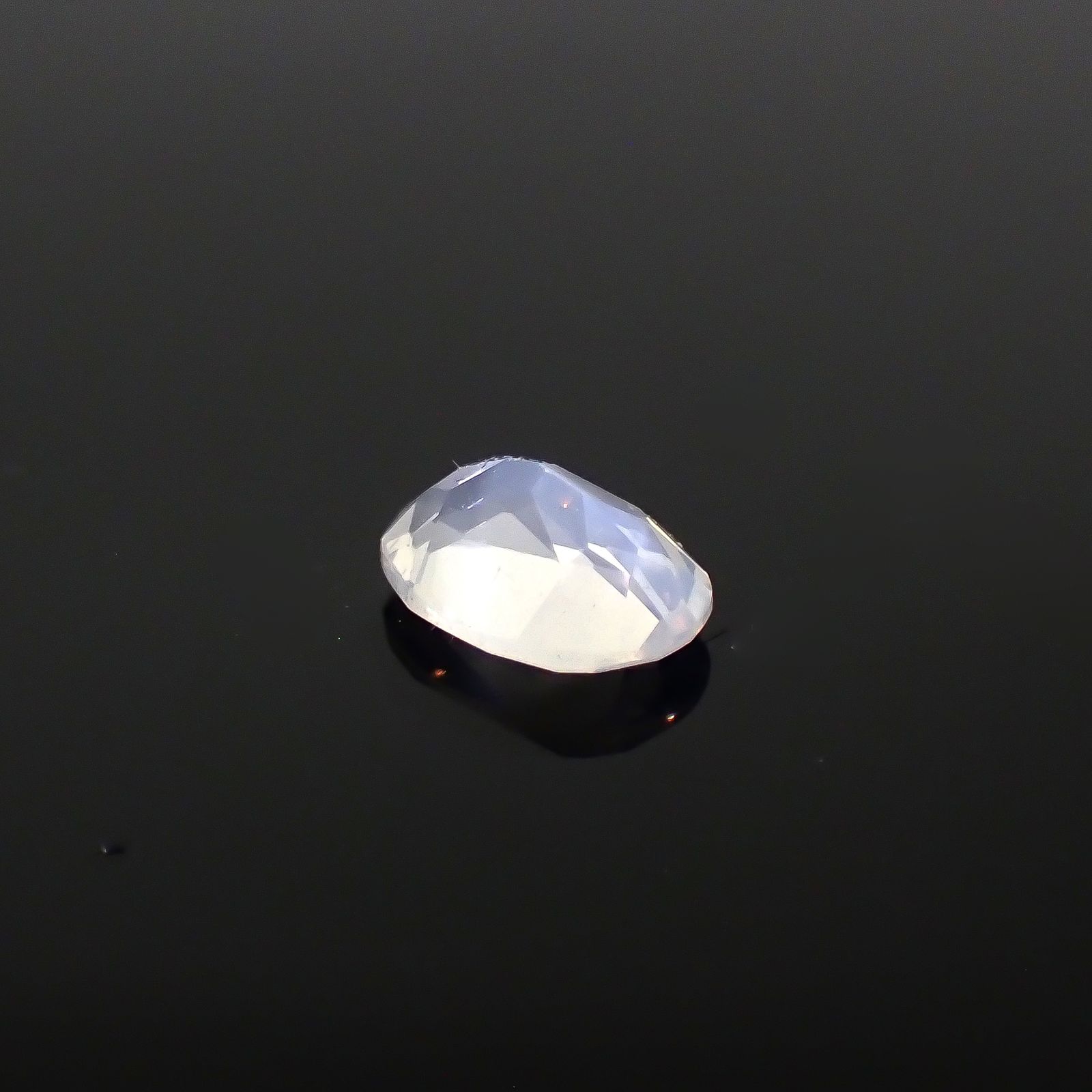 ムーンストーン(宝石名オーソクレース)インド/スリランカ産 0.65ct 識別済[240527732]7.1x5mm前後