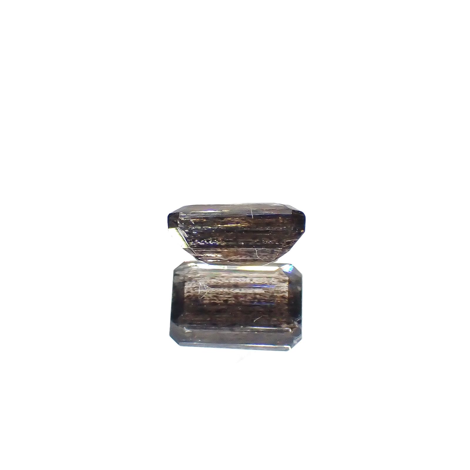 レインボースキャポライト ブラジル産 0.47ct [240326862]6x3.9mm前後
