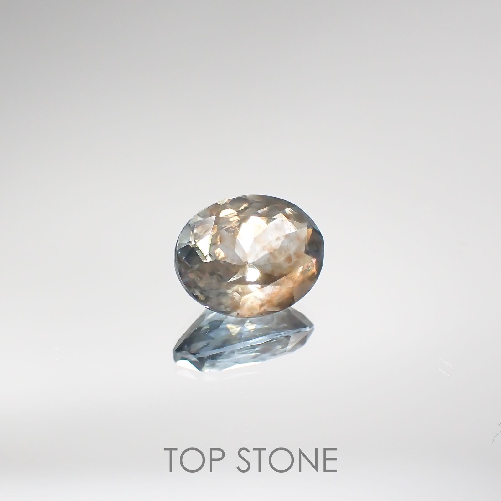 アベンチュリンアクアマリン(宝石名アクアマリン) ナイジェリア産 2.31ct 識別済[210712992]10×7.8mm前後