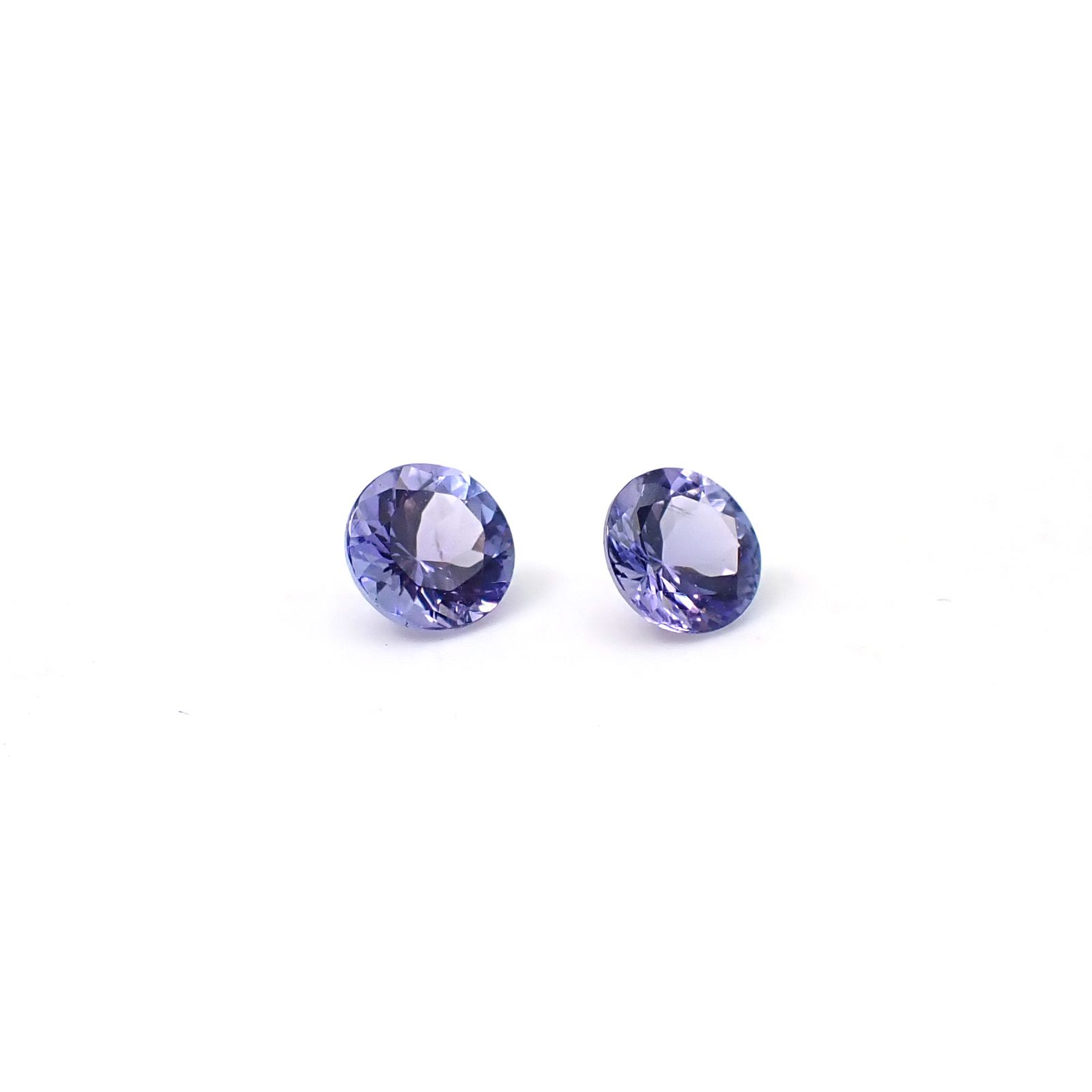 ◇ペアセット◇タンザナイト(宝石名タンザナイト)タンザニア産 識別済 1.03ct(2pcs合計) / 5.0-5.1x5.0-5.1mm前後 [251231480]