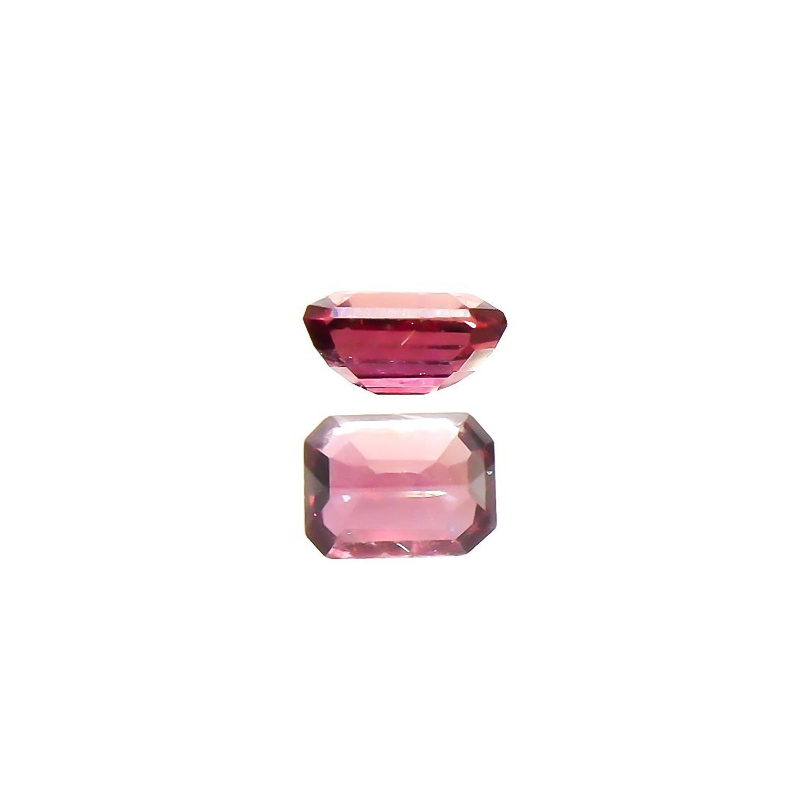 ルビー(宝石名ルビー)タンザニア産 0.21ct 識別済[220115050]3.6x2.7mm前後
