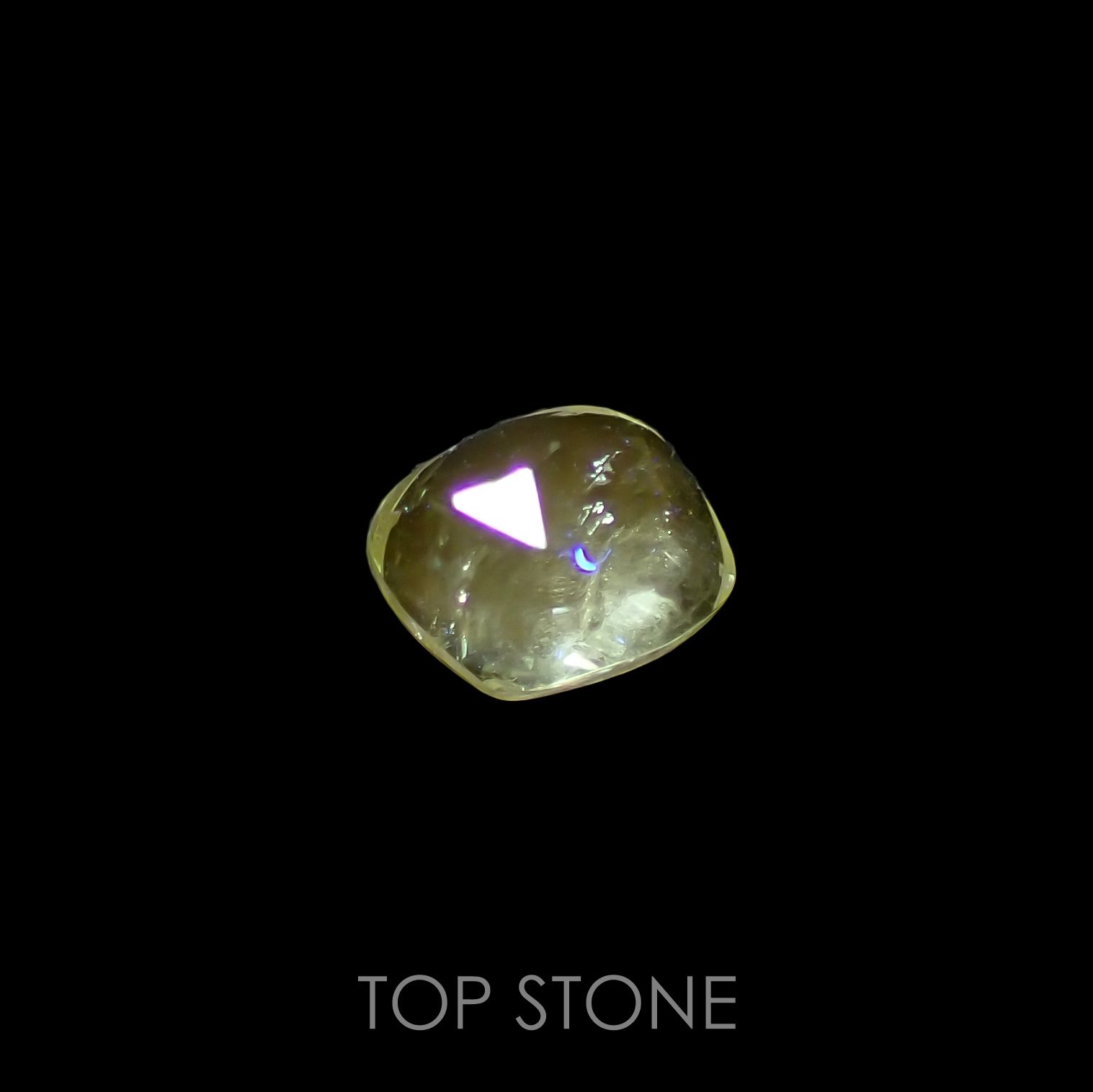 ◇ローズカット◇バナジウムコーネルピン(宝石名コーネルピン)タンザニア・タンガ州産 0.66ct 識別済[220115550]5.6x4.6mm前後