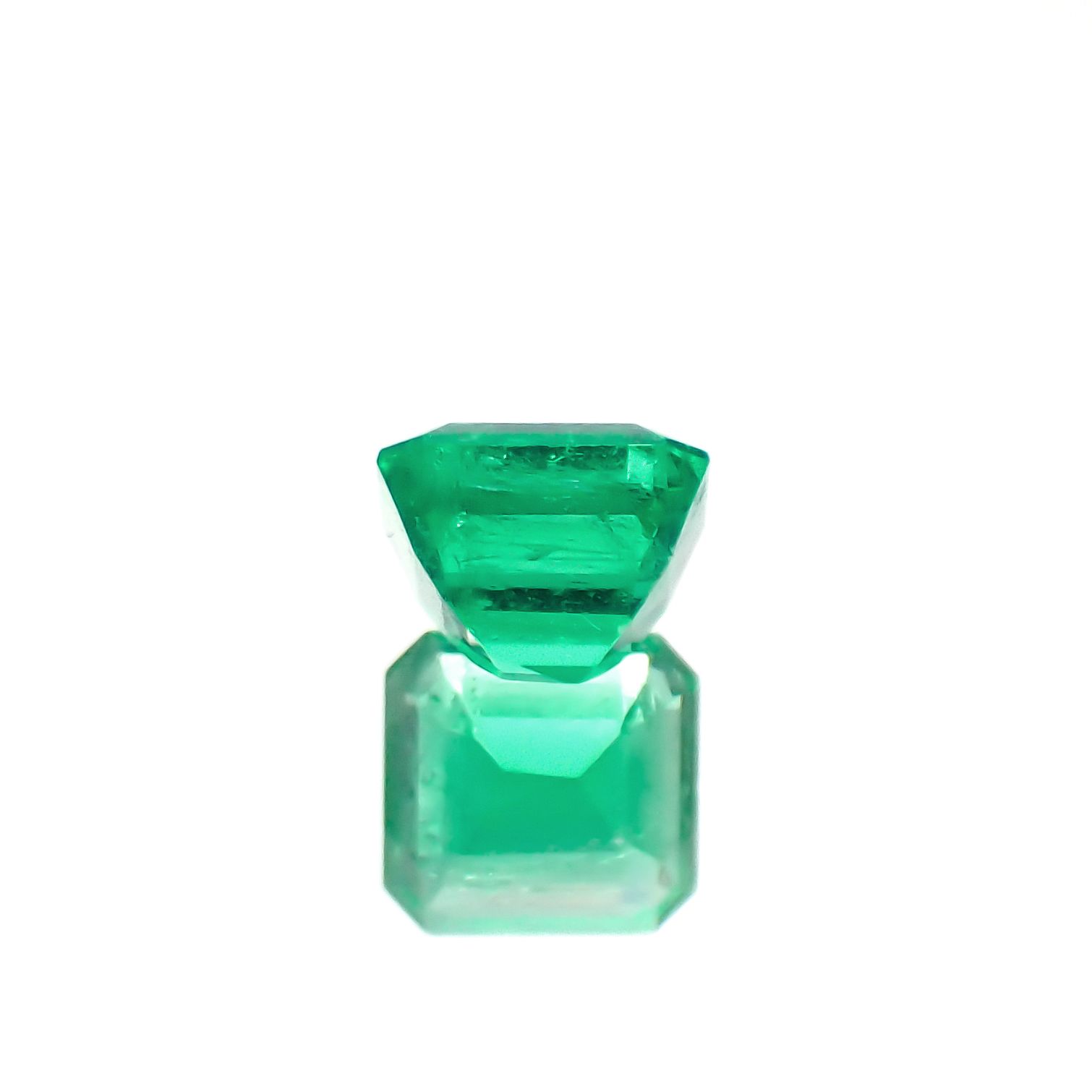 エメラルド コロンビア産 0.34ct[230421710]4.1x3.9mm前後