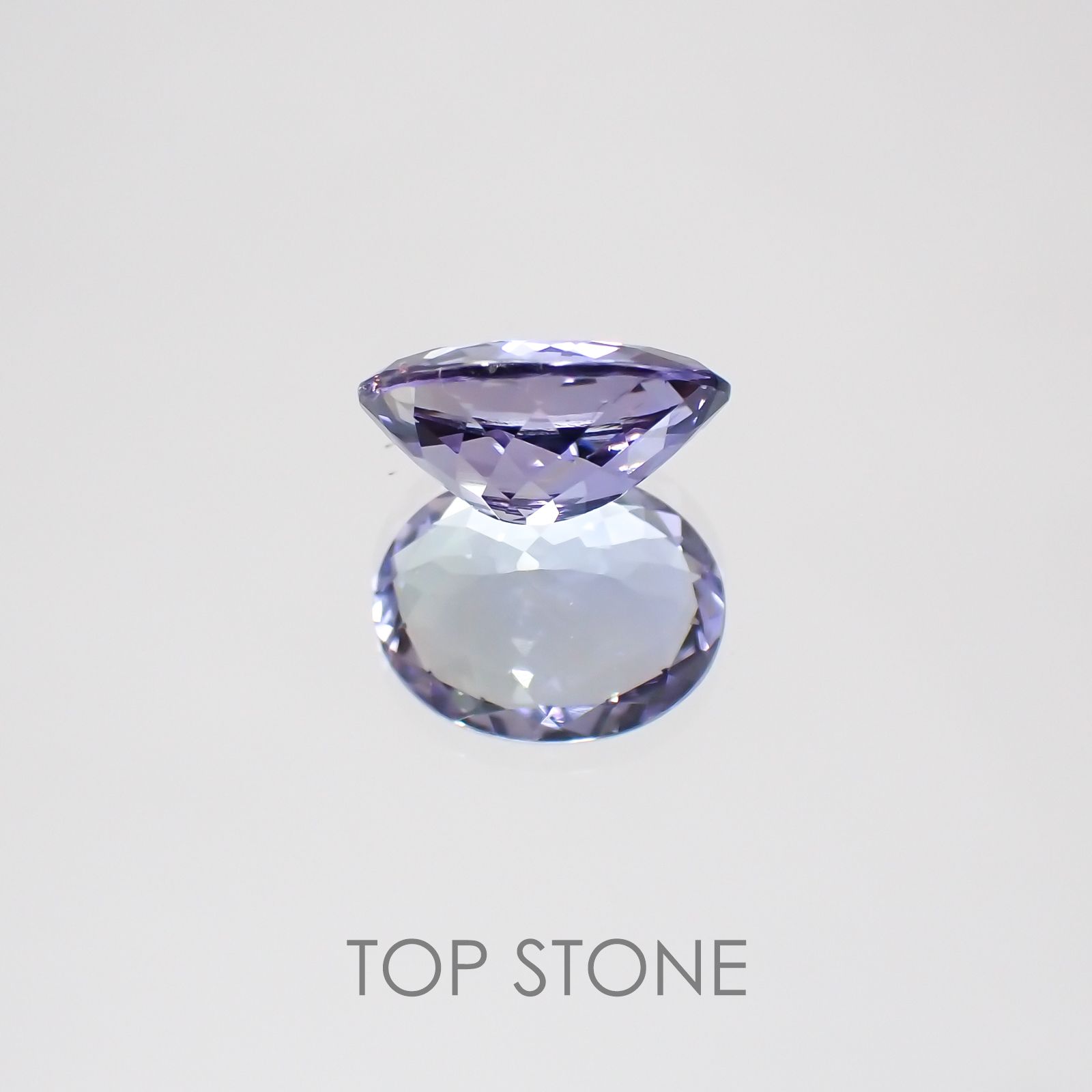 パーティカラータンザナイト(宝石名パーティカラード・ゾイサイト) タンザニア産 2.138ct ソ付(彩珠)[20074308]9.5×7.5mm前後