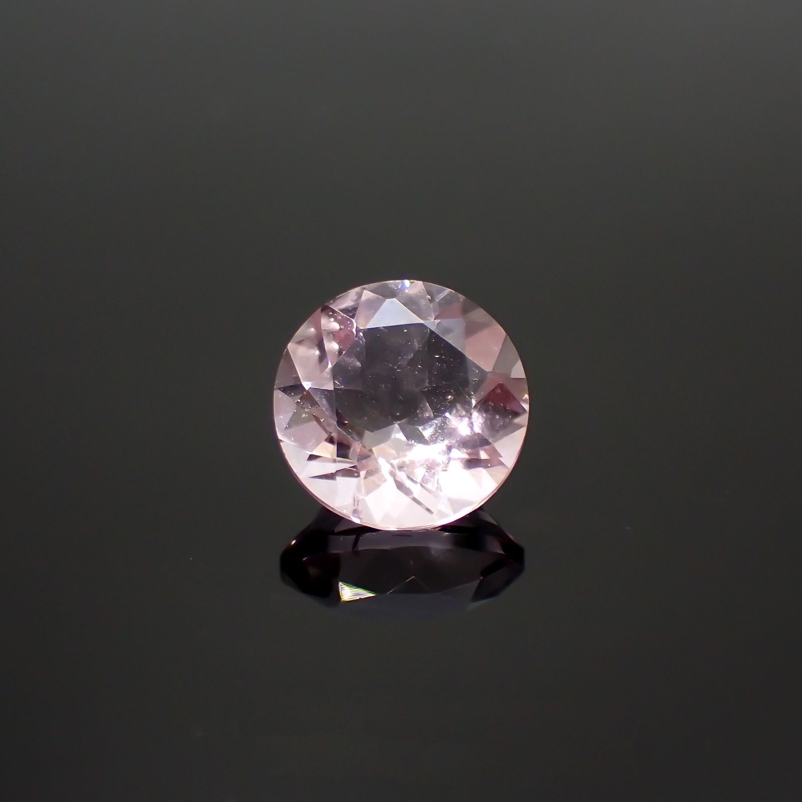ピンクフローライト(宝石名フルオライト)ブラジル産 4.13ct 識別済[220115131]10x10mm前後